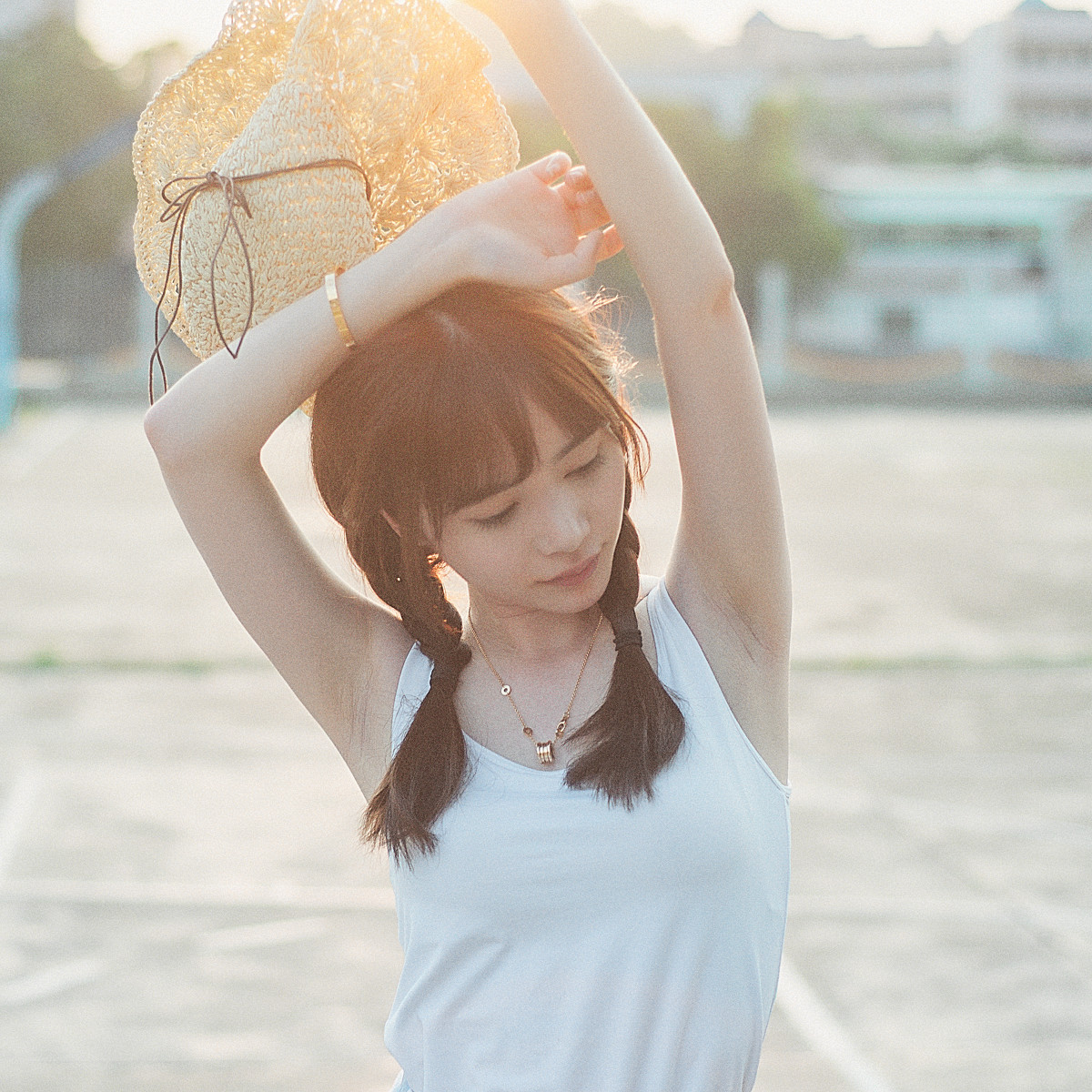 眼睛很漂亮的大眼卧蚕美女