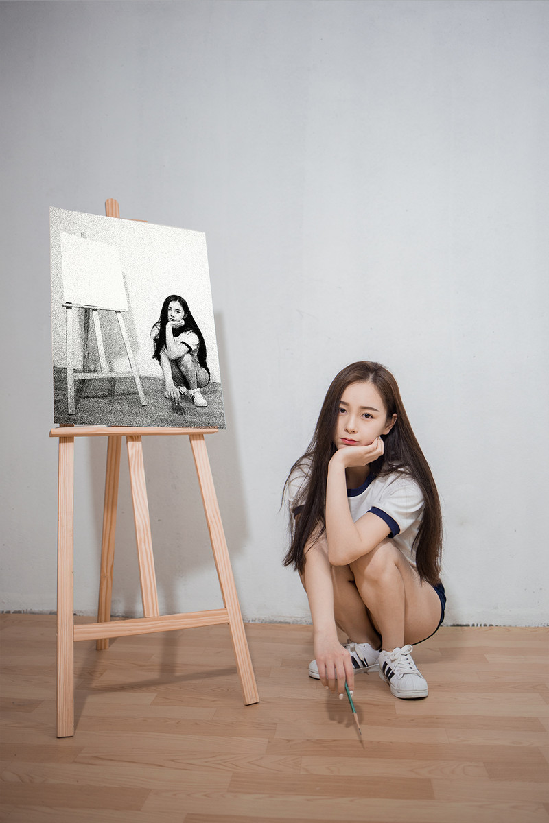 穿运动短裤的美腿女孩